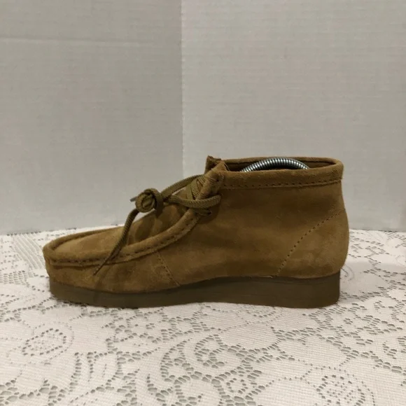 Clarks Wallaston Dark Sand Suede Boots Shoes Men’s Sz 8 - Picture 7 of 12